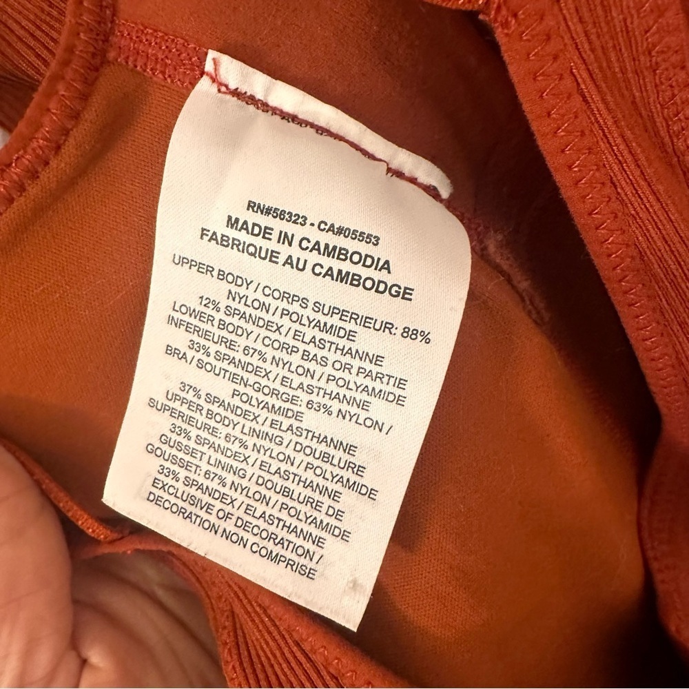 Nike Yoga Lux Jumpsuit Jumper Layered 7/8 Training Size XS rust orange red - Picture 8 of 13